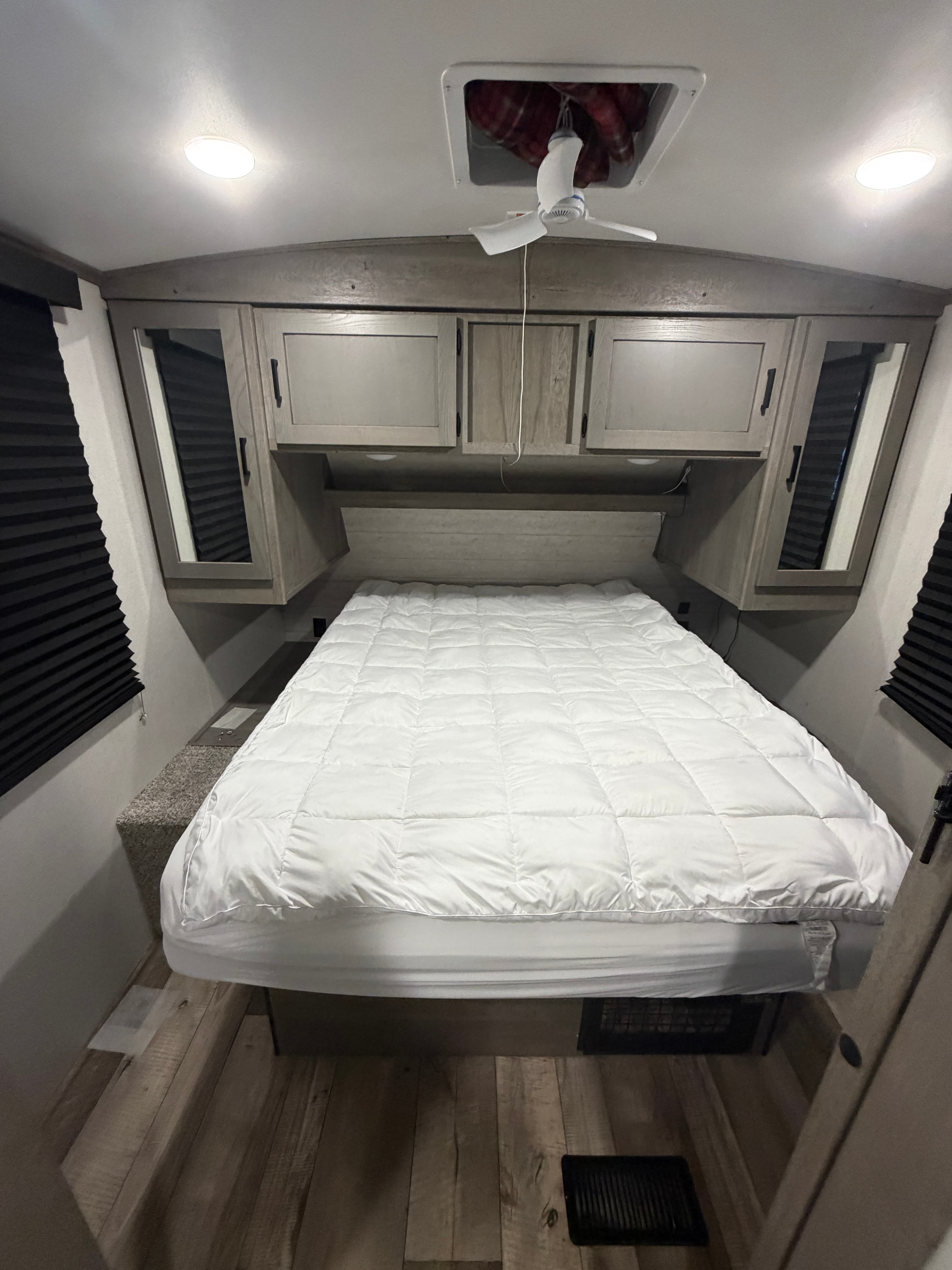 Queen master bedroom in Outback Ultralite RV rental